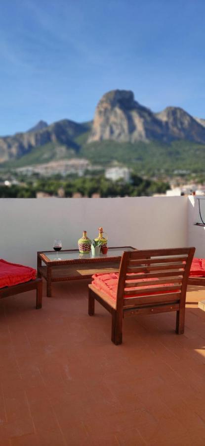 Casaboutique Cerca Del Mar Con Vistas A La Montana Villa Полоп Екстериор снимка