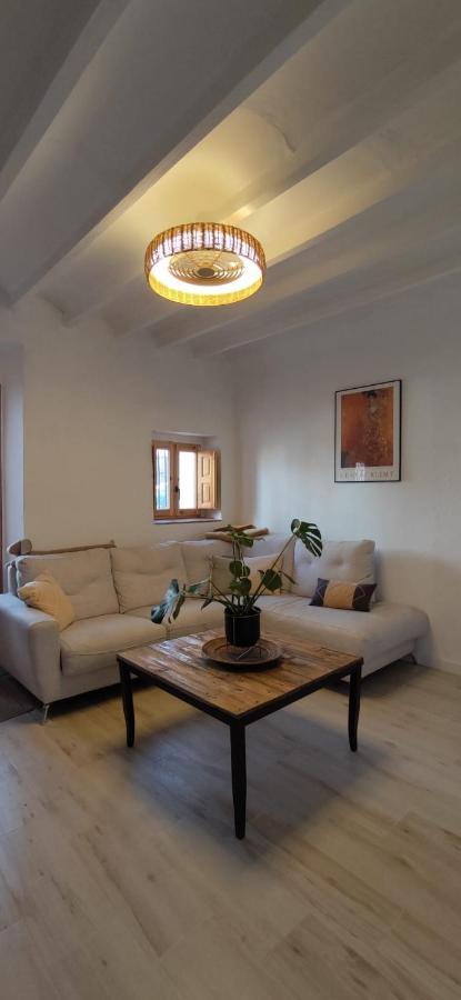 Casaboutique Cerca Del Mar Con Vistas A La Montana Villa Полоп Екстериор снимка